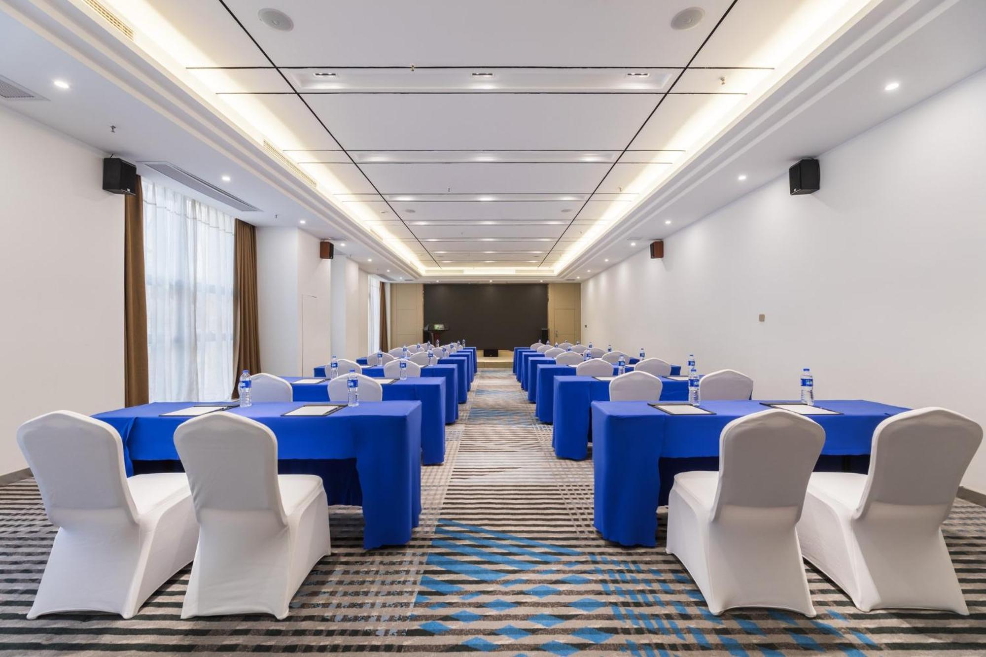 Holiday Inn Express - Liuyang Development Zone By Ihg Changsha Huanghua Airport Экстерьер фото