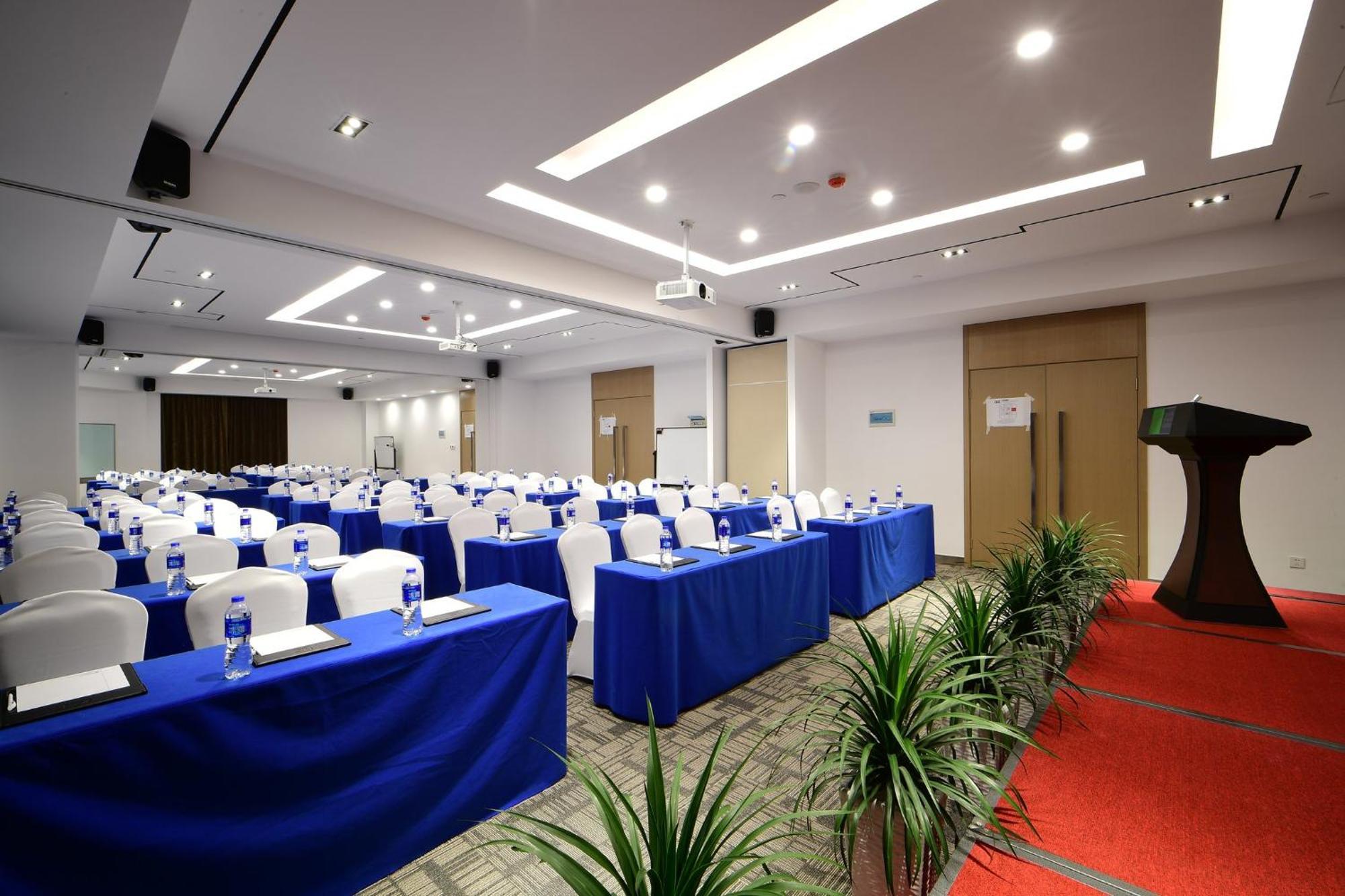 Holiday Inn Express - Liuyang Development Zone By Ihg Changsha Huanghua Airport Экстерьер фото